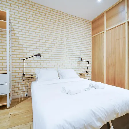 Parisuites Canal Saint Martin Luxe & Chic & Cosy